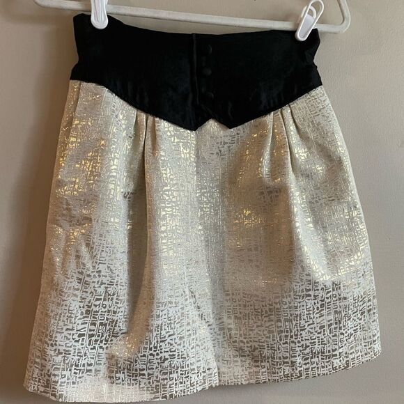 Zachary’s Smile White Label gold tuxedo skirt - Picture 9 of 10